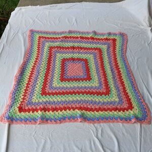 Lightweight Granny Square Blanket
